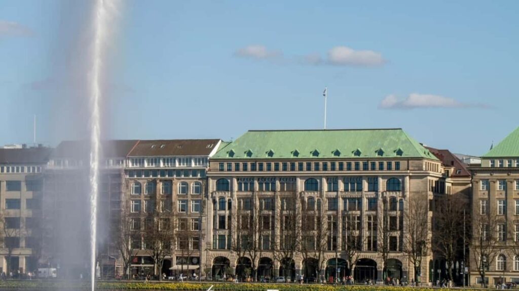 2025 Switzerland Facebook annonseringspriser for Norge