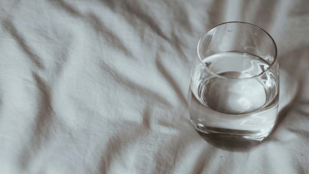 Praktisk, lokal guide som viser hvordan norske annonsrer finner og samarbeider med Roposo-kreatrer for samfunnsansvarlige kampanjer.