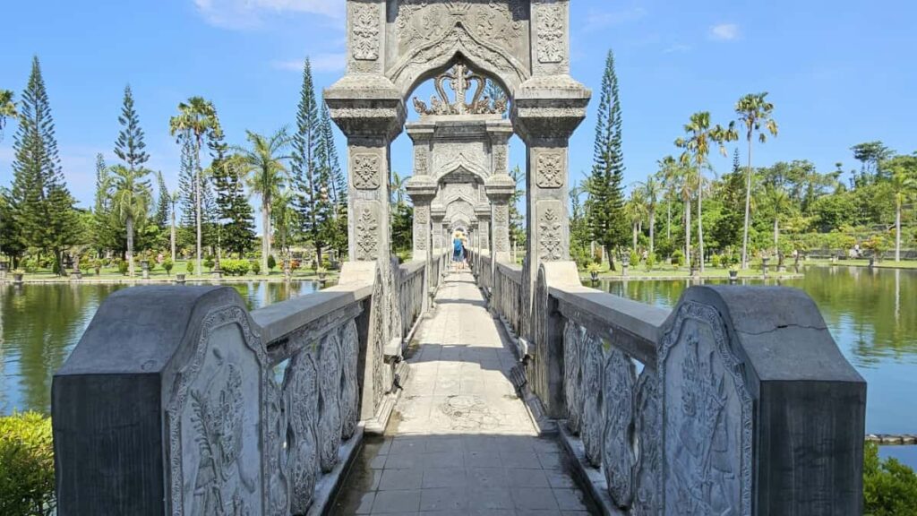 Praktisk guide for norske skapere som vil lande langvarige merkevareavtaler med polske merkevarer via Netflix-partnerskap. Taktikk, case og konkrete steg.