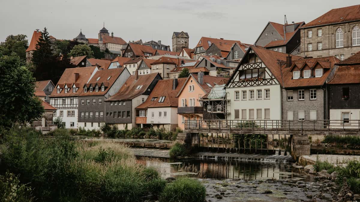 Annonsører: Finn SA OnlyFans‑skapere via streamere — rask guide