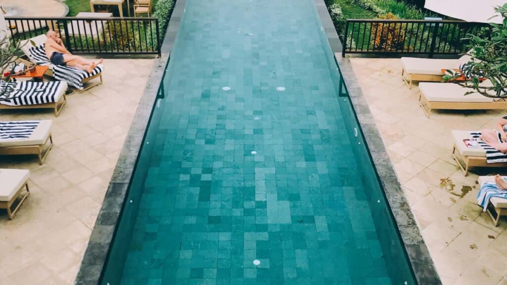 Praktisk guide for norske skapere: hvordan na slovenske merker pa Viber for stylingutfordringer, med taktikker, pitchmaler og risikovurdering.