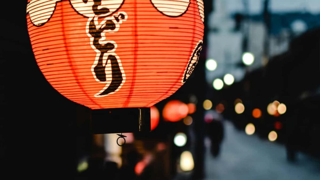 Praktisk guide for norske annonsrer: hvordan finne og samarbeide med Lineskapere i Uzbekistan for a lfte reiselivsmarkedsfring mot autentisk kultur og handverk.