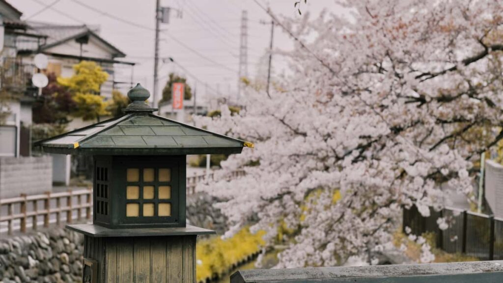 Praktisk guide for norske skapere som vil kontakte nordmakedonske merker via WeChat, med taktikk, maler og sikkerhetstips.