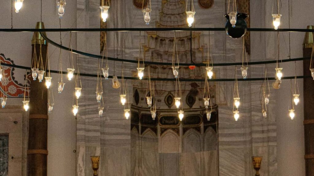 Praktisk guide for norske skapere som vil na russiske merkevarer pa Amazon og lfte mediakittroverdighet.